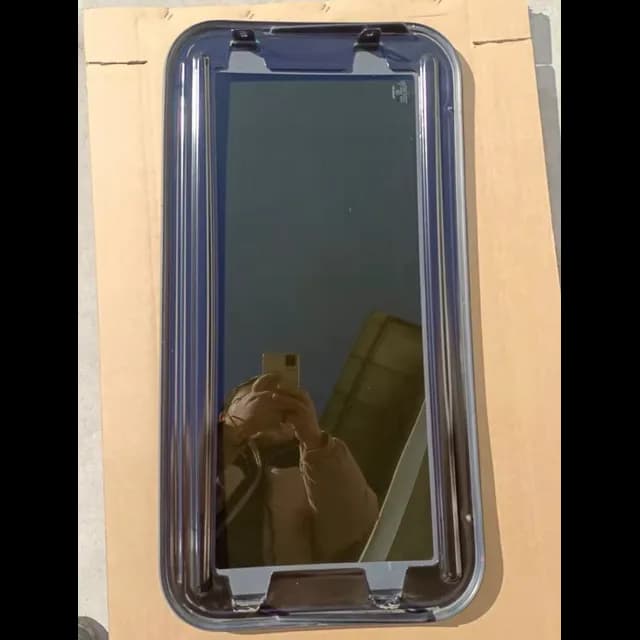 Стекло люка на крышу